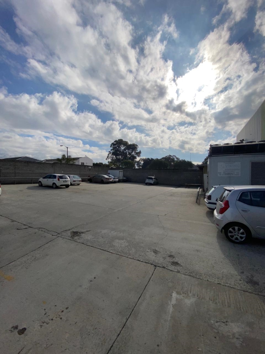 To Let commercial Property for Rent in Brackenfell Central Western Cape